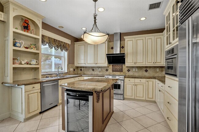 Building Photo - 10442 NW 60th Pl