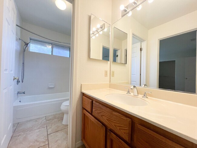 Building Photo - 8330 Sea Island Ct