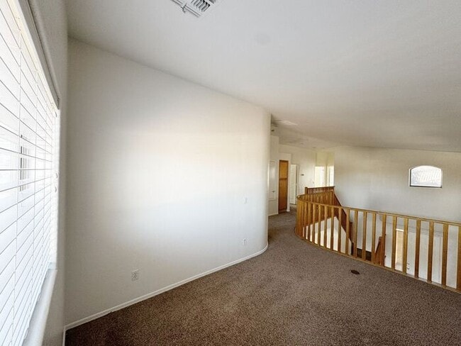 Building Photo - ABSOLUTELY STUNNING 4BR 2.5BA, OVER 2100SQFT, COMMUNITY POOL, CHANDLER