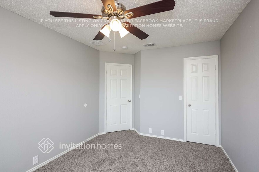 Building Photo - 1400 Cloyne Dr