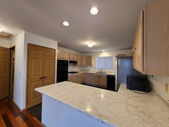 Building Photo - Spacious 3 bedroom 2 bath home in Kula-Available now!