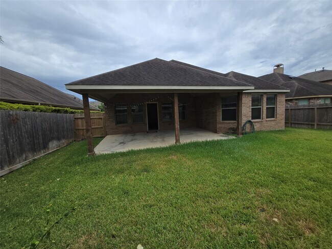 Building Photo - 26502 Green Heron Dr