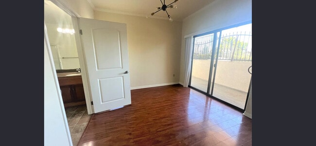 Building Photo - 1154 Bellevue Ave