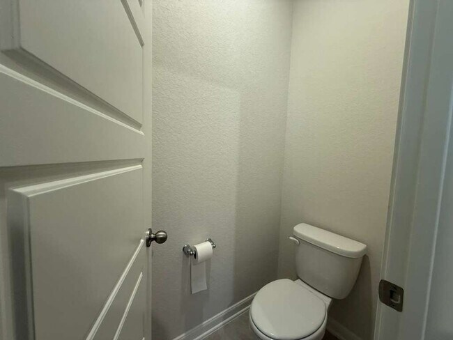 Building Photo - 11507 Cottage Pt