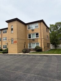 Building Photo - 10739 S Pulaski Rd