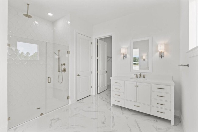 Building Photo - 10264 Field Flower Trl