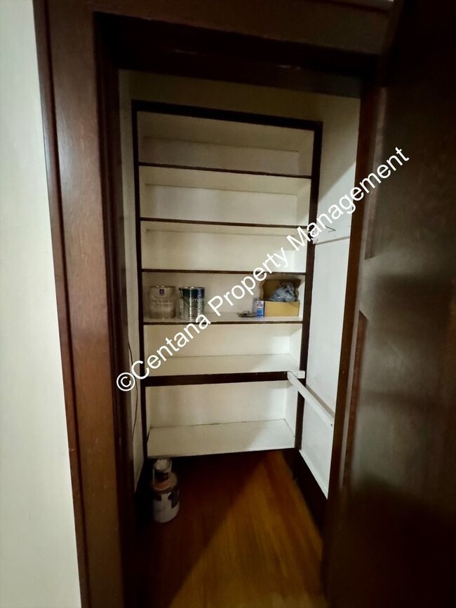 Building Photo - 205-207 N Excelsior Ave