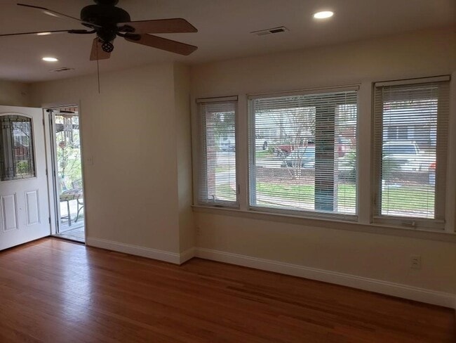 Building Photo - *November Move in Savings* This exclusive ...