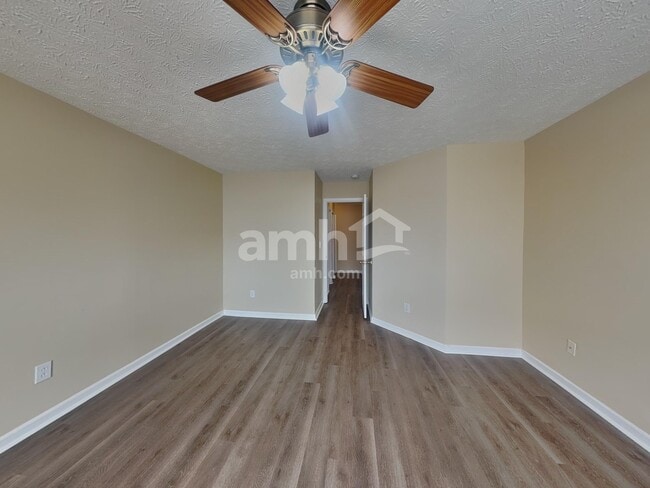 Building Photo - 8059 Sydney Ln