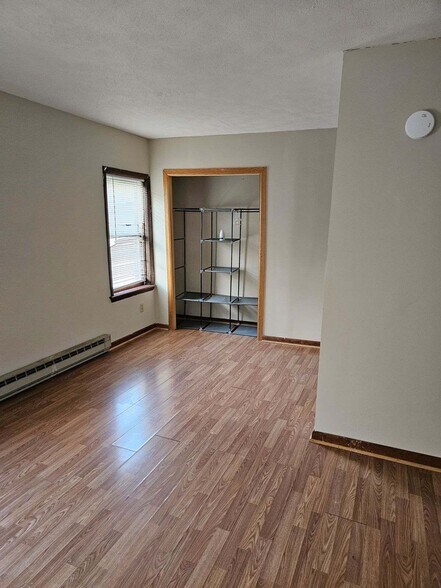 Building Photo - 29-301 Liberty St