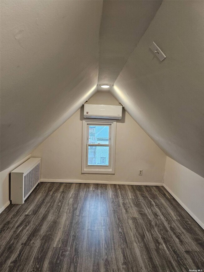 Building Photo - 29-39-39 Curtis St