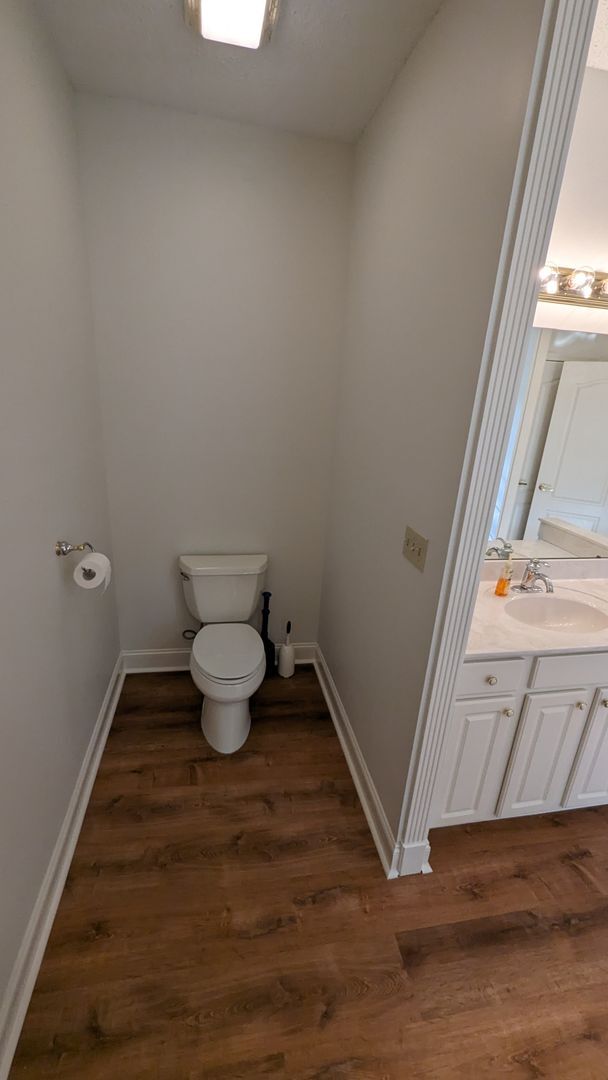 Building Photo - Stylish, Move-In-Ready Home with Designer ...