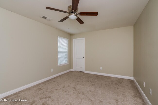 Building Photo - 9825 Valley Farms Blvd