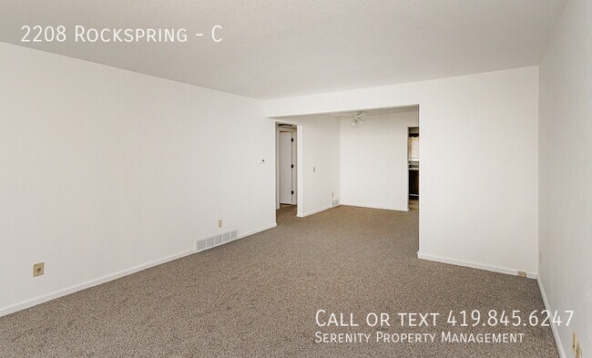 Building Photo - 2208 Rockspring-C