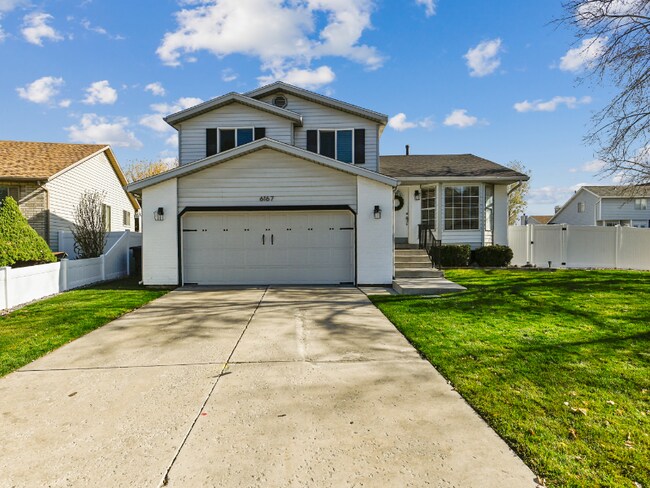 Building Photo - 6167 Eagle Nest Dr