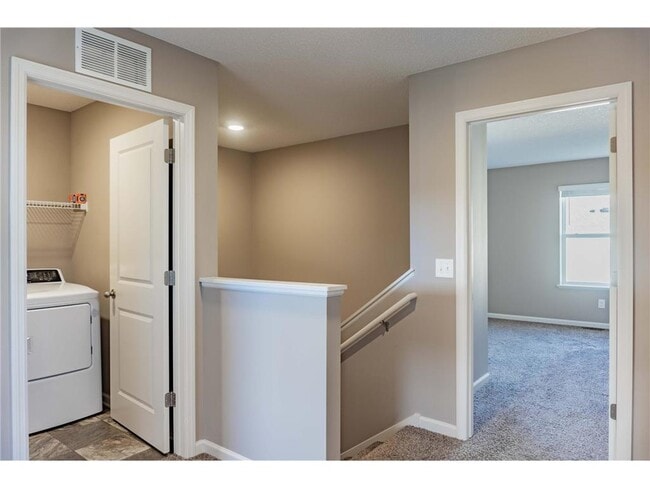 Building Photo - 1619 Windigo Ln