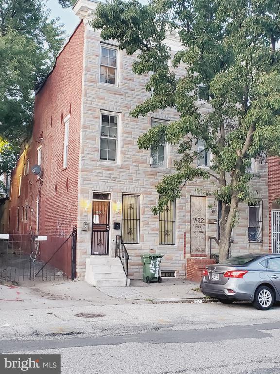 Building Photo - 1424 W Pratt St