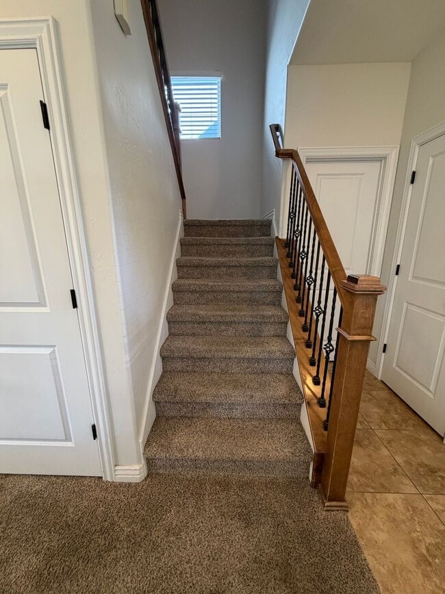 Building Photo - 4481 Iron Mountain Dr