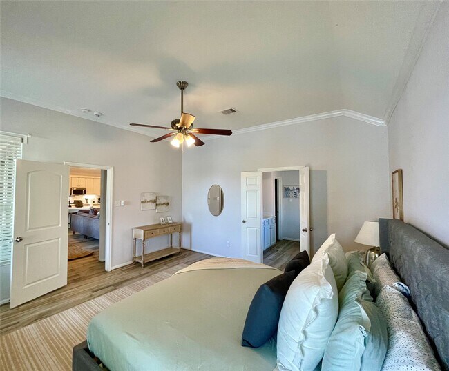 Building Photo - 22626 Fanwick Dr