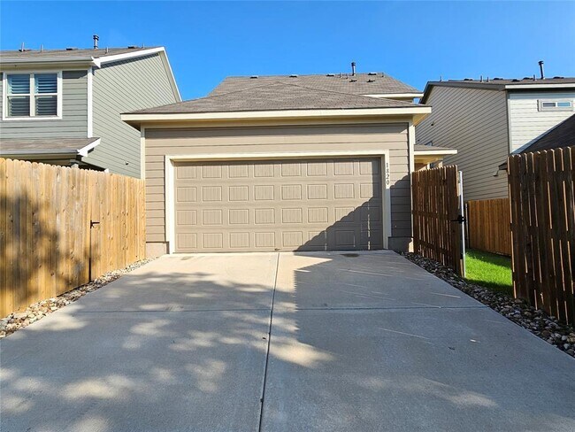 Building Photo - 1820 Cantonata Dr