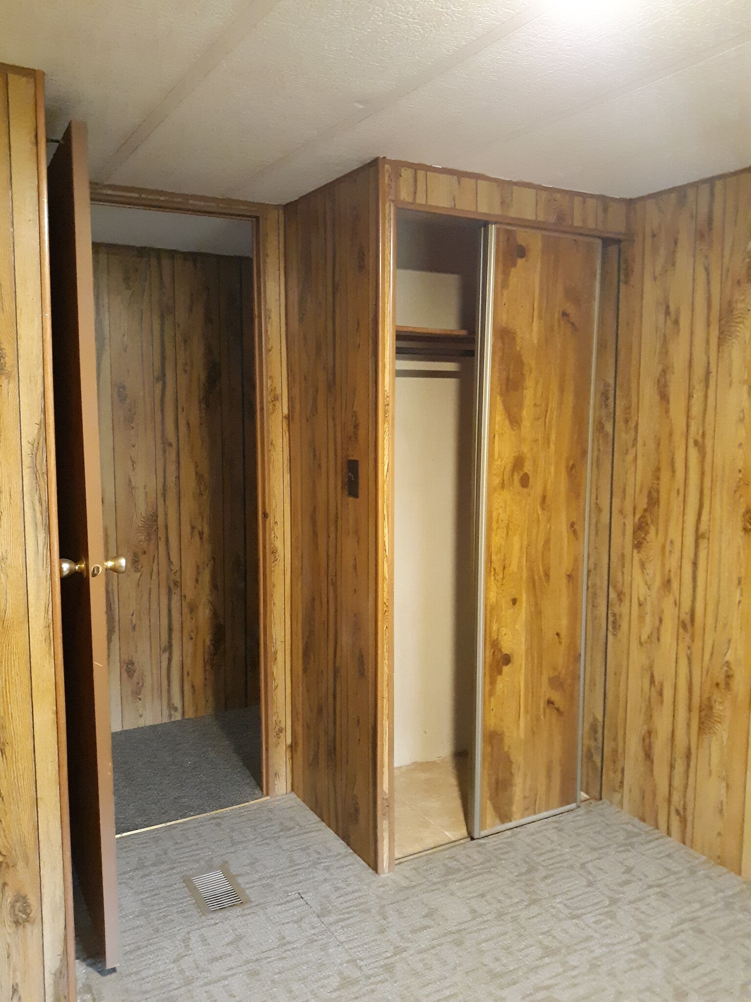 Building Photo - 134 Coil Rd