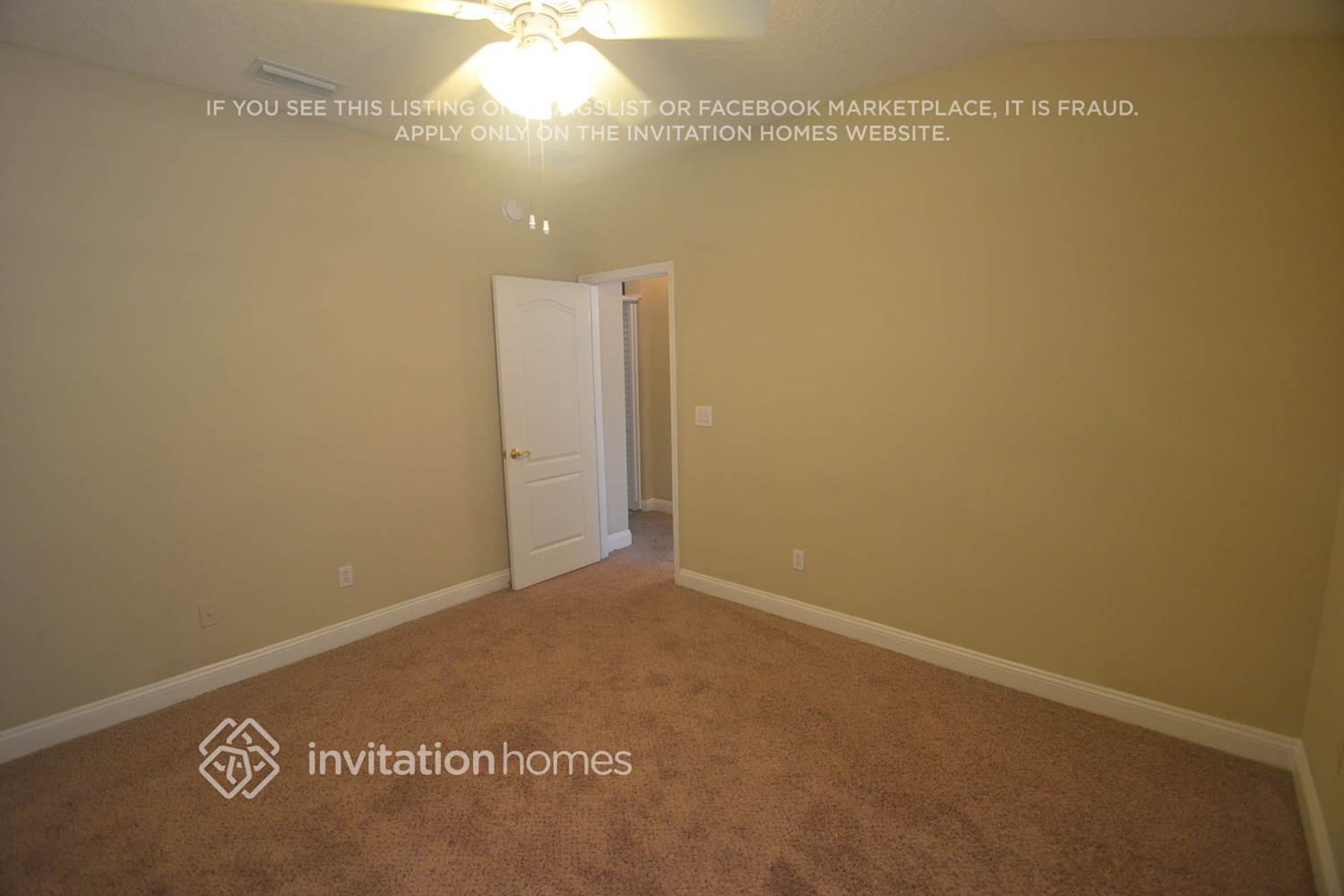 Building Photo - 382 Edge of Woods Rd