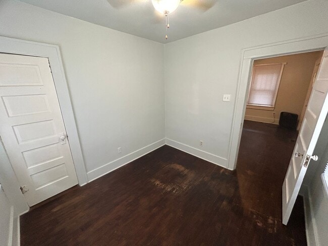 Building Photo - 2bed/1bath Single Family Home For Rent in ...