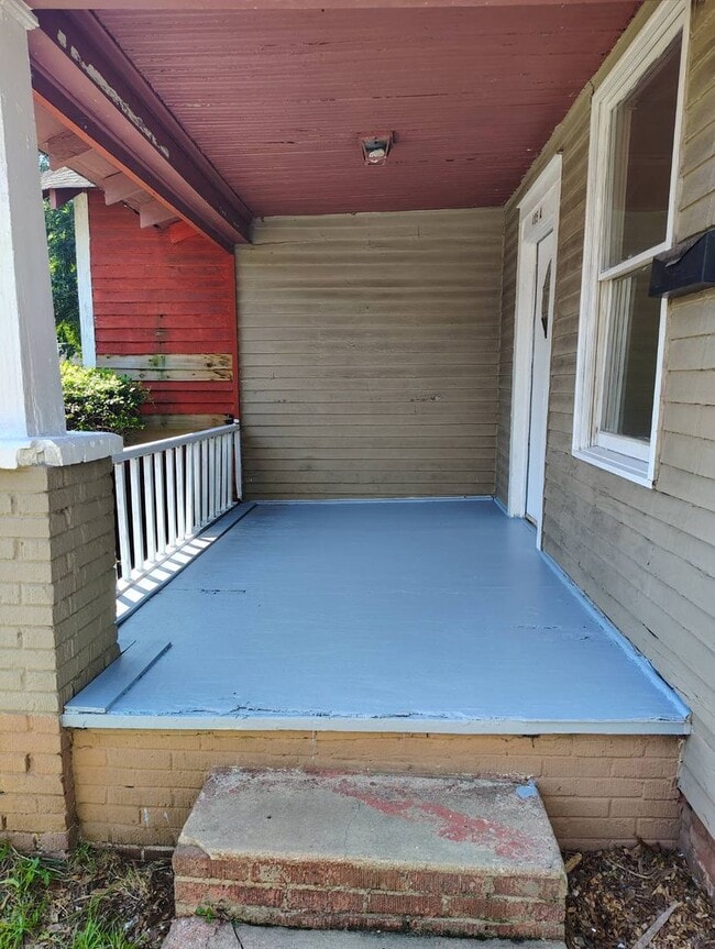 Building Photo - 405 South Maple Unit A- 1 Bed 1 Bath Duple...