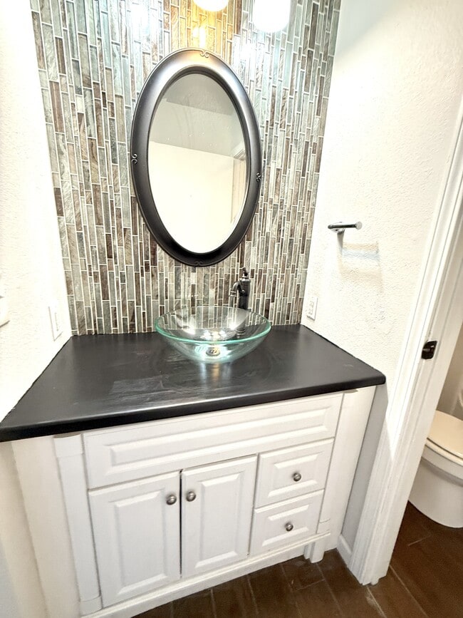 Building Photo - 5566 OK-199