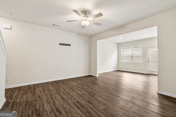 Building Photo - 292 Whitetail Cir