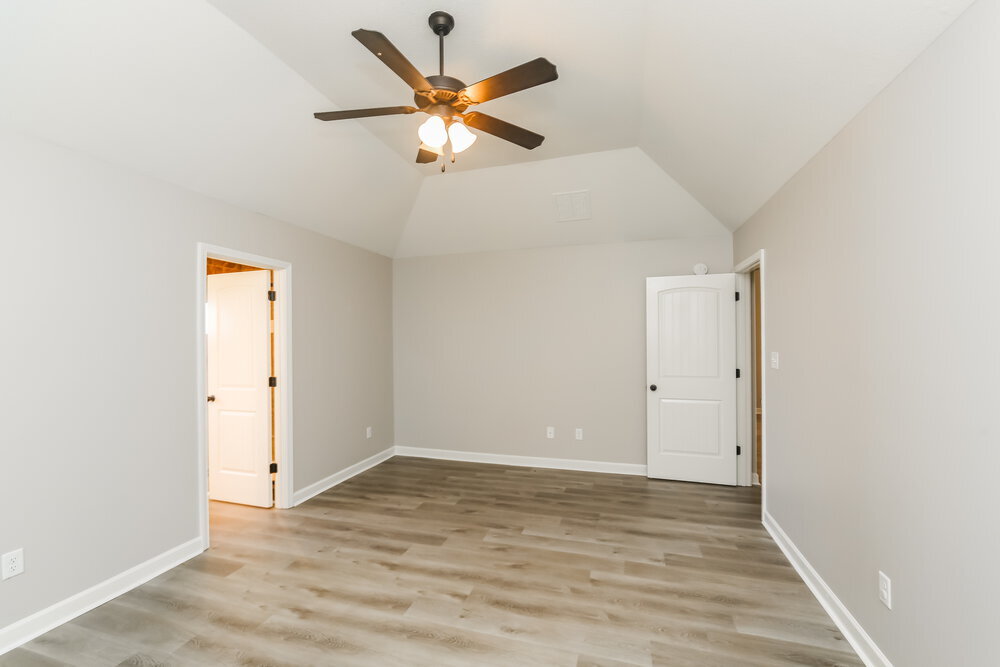 Building Photo - 7898 Ironwood Dr