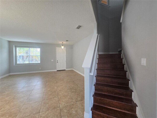 Building Photo - 2274 Geneva Dr