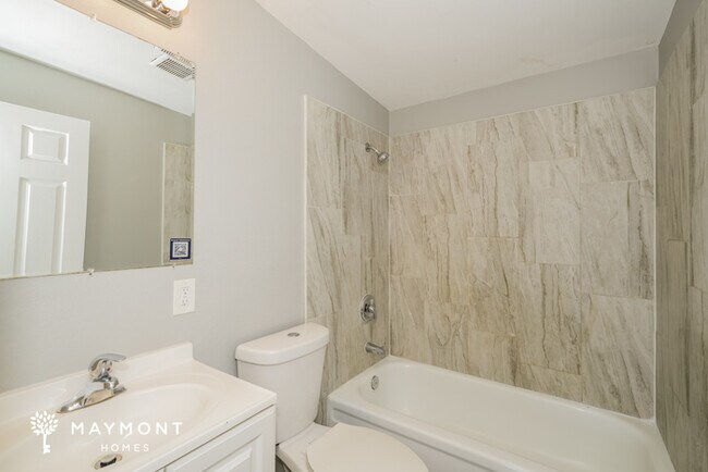 Building Photo - 7216 Gulf Breeze Cir