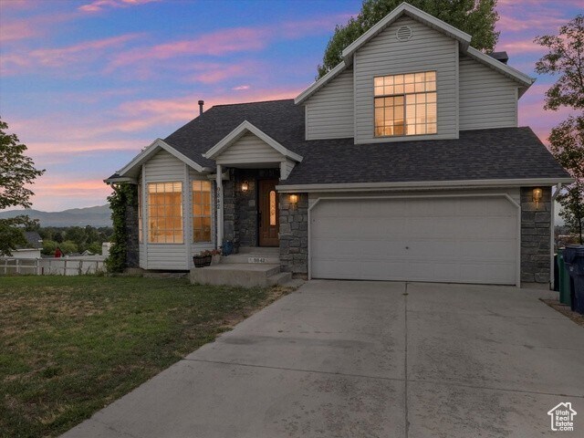 Building Photo - 9842 Tiger Eye Dr