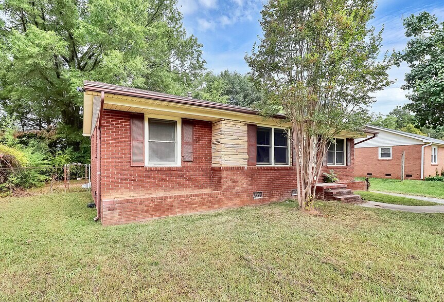 Building Photo - 4808 Brooktree Dr