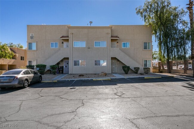 Building Photo - 1860 N Decatur Blvd