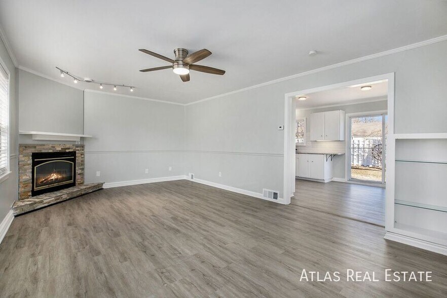 Building Photo - 7543 Booth Dr