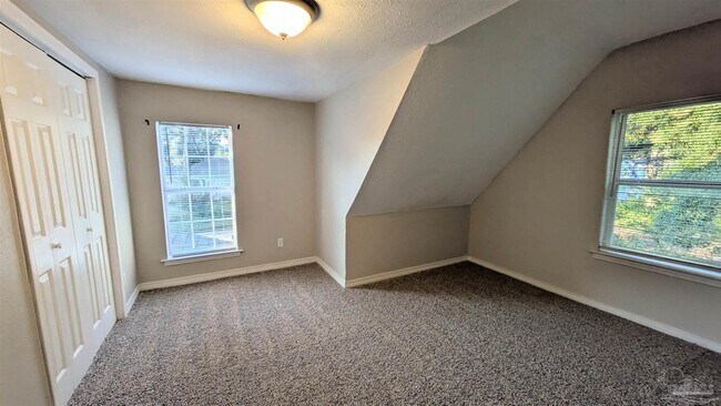 Building Photo - 3500 W Cervantes St