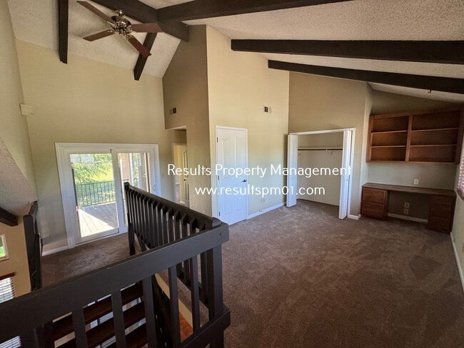 Building Photo - Rustic Rocklin 3 Bed Home