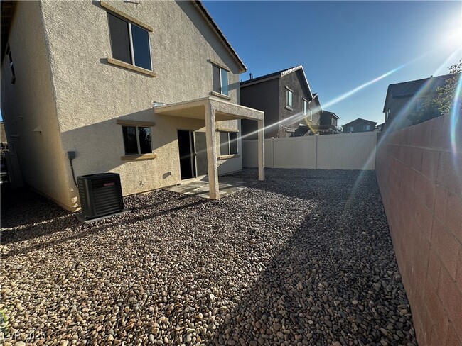 Building Photo - 6502 Baylyn Ct