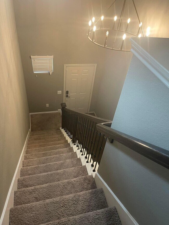 Building Photo - 1917 Barrel Oak Dr