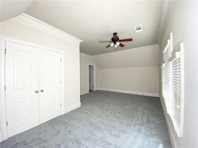 Building Photo - 286 Morgan Pl SE