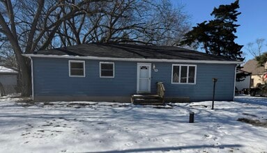 Building Photo - 20948 S 80th Ave