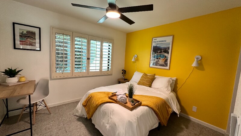 Building Photo - 2303 Los Patos Dr