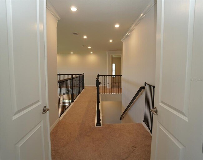 Building Photo - 18824 Birchwood Groves Dr