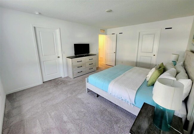 Building Photo - 1072 Plantation Ln