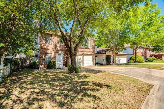 Building Photo - 13808 Lothian Dr