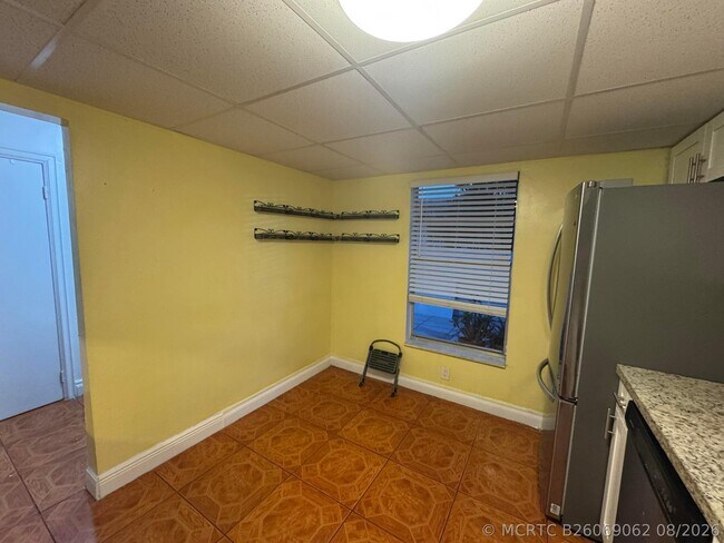 Building Photo - 3904 SW 67th Way