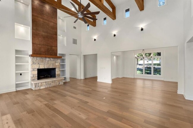 Building Photo - 1101 Sprague Ln