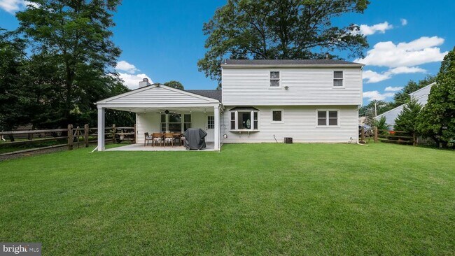 Building Photo - 189 Belair Rd